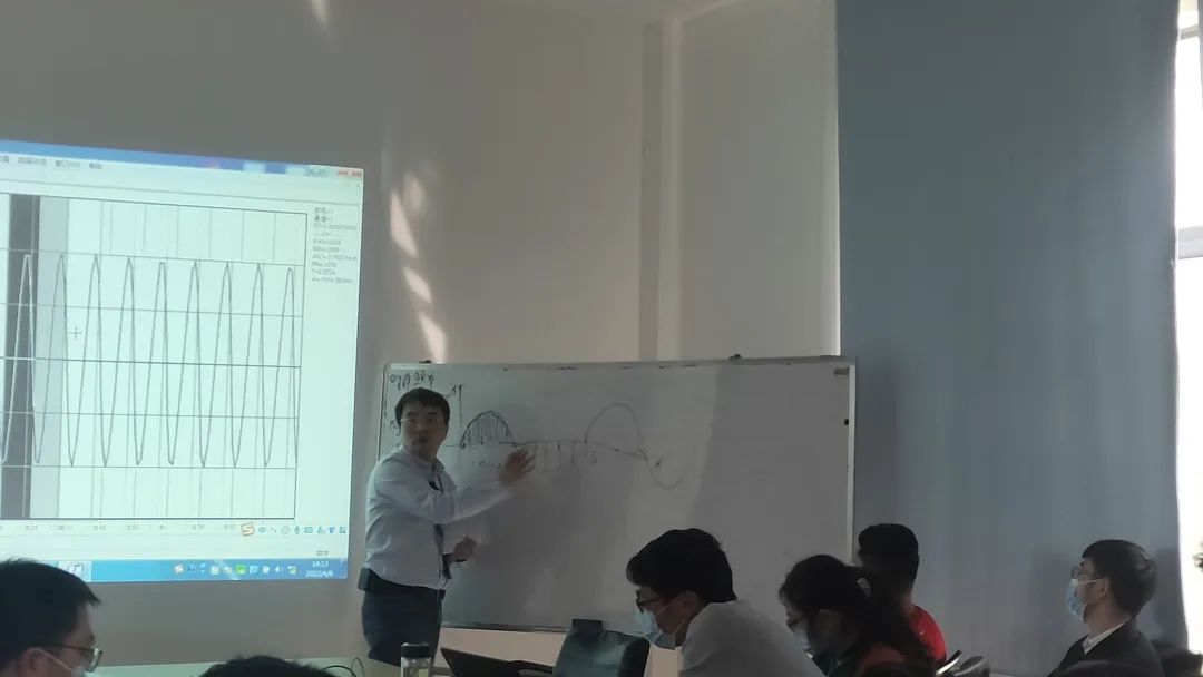 劉總開課了 | 夯實技術基礎，提高專業(yè)知識